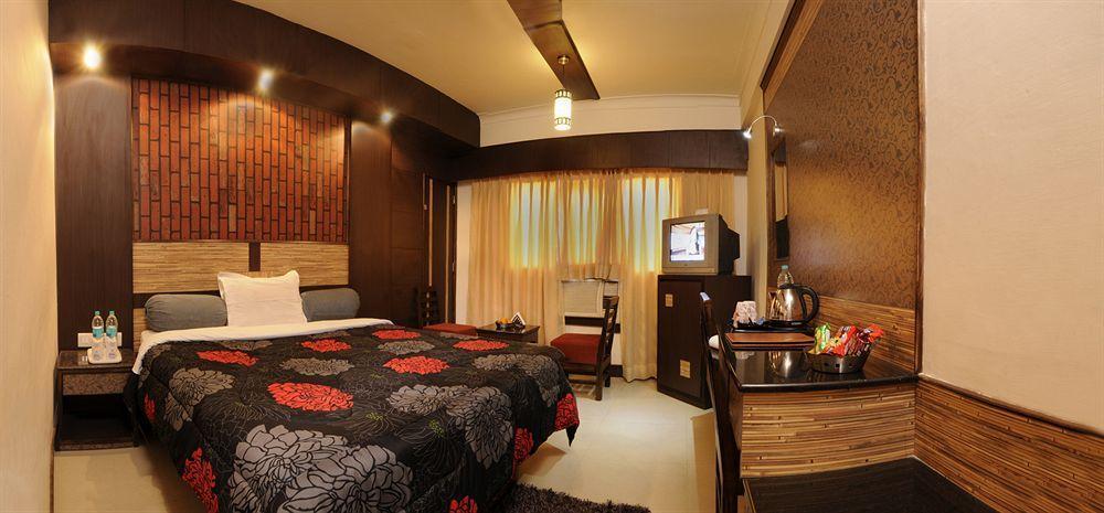 Hotel Atithi Agra  Exterior photo